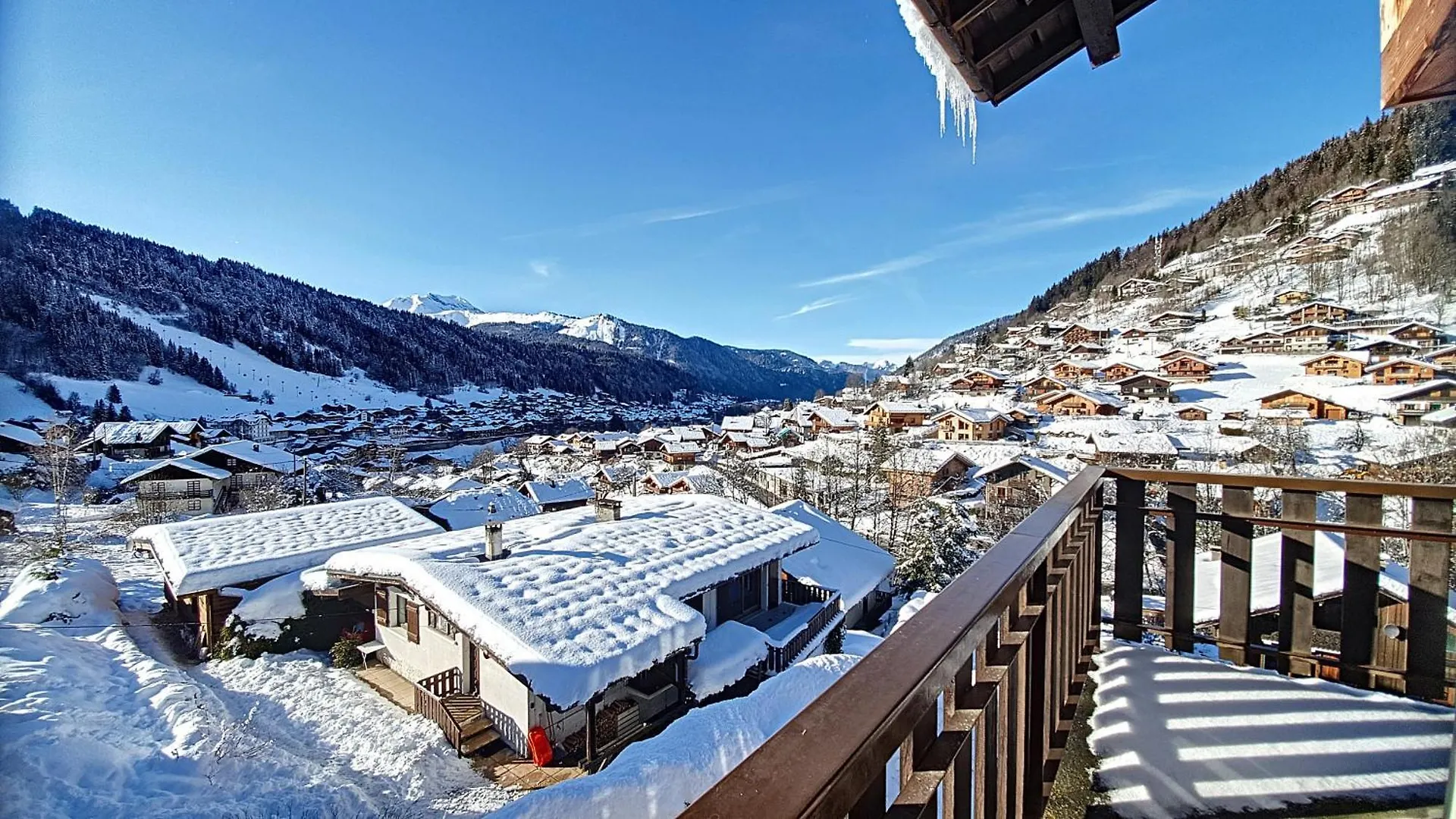 Grand Vane 4 Morzine 0*,